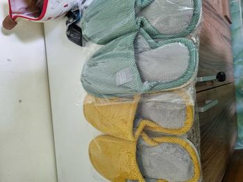 Product Review of รองเท้าใส่ในบ้าน รองเท้า สลิปเปอร์  พื้นยาง กันลื่น slipper สีพื้น (JIE) from p**w 0