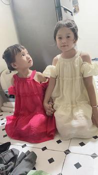 Product Review of Váy bé gái / Váy tơ nhăn bồng bềnh from S** T**g 1
