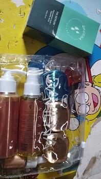 Product Review of Daviena Pusat - Paket Gold Series Daviena Skincare | 5 Item from V**i 0
