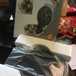 【COD】Donut Maker Elektrik Alat Pembuat Donat Listrik Mesin Cetakan Kue Bulat Mesin Panggang Portable Peralatan Membuat Donut Instan Garansi Pabrik OLL-PMK05