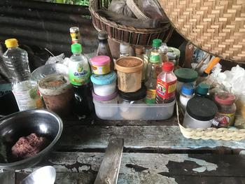 Product Review of ชั้นวางของ บันได 4 ชั้น ชั้นวางเครื่องปรุง ชั้นวางโชว์สินค้า ชั้นวางอเนกประสงค์ from W**a 2