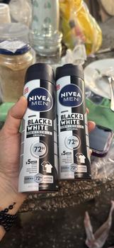 Product Review of Bộ 2 Xịt Ngăn Mùi NIVEA MEN Black & White 5in1 Ngăn Vệt Ố Vàng | Hương Tinh Tế  (150 ml) - 82241x2 from T** A** 0