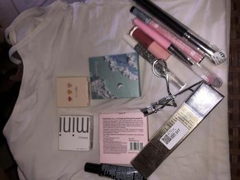 Product Review of [COD][HOT SALE] 9Pcs/14Pcs Makeup Set Full Coverage Makeup Face Powder+Liquid Eyeliner+Eyebrow Pencil+Matte Lipstick Cosmetics Makeup Set from N**️ 0