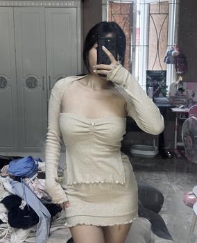 Product Review of Set Áo Váy 3 Món  Kèm Khoát Tay Dài Xinh Nữ Women Trơn Top Kem from L**h S** M** 0