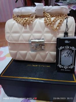 Product Review of PAKET RESELLER PUSAT JIMSHONEY SEMARANG (ISI TAS JAM DOMPET) from U**a 2