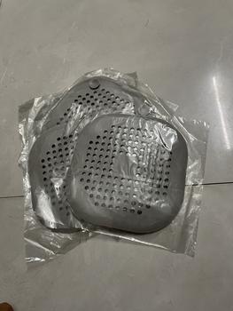 Product Review of Dụng Cụ Bắt Thoát Nước Tóc, Nắp Thoát Nước Hình Vuông, Cho Vòi Hoa Sen, Nút Chặn Tóc Bằng Silicon, Có Cốc Hút, Dễ Lắp Đặt, Thích Hợp Cho Phòng Tắm, Bồn Tắm Và Nhà Bếp, 2 Gói, Trang Trí Nội Thất from Q**n N**n 0