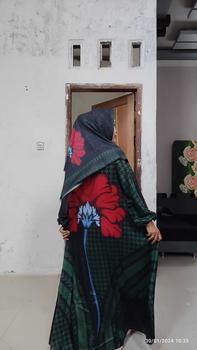Product Review of Jeine Series (free scarf) silk digital printing Sutra by La palamba Gamis Karet Muslim Satin Pesta Dress from o**E 1