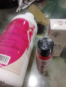Product Review of Fameux Paket Whitening Body Cream 500ml + Brightening Body Serum from 🦋**💙 0