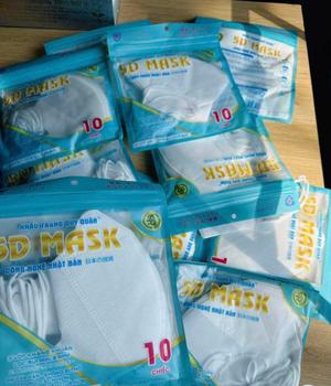 Product Review of Tặng 20 Chiếc Cho 200 Chiếc Khẩu Trang 5D Pro Mask Duy Quân Mềm Mại Thoáng Khí Phụ Kiện Hoa Women Voi from C** M** 3