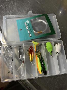 Product Review of Combo 5 Mồi Chuyên Lure Nhạy Cá + Tặng 2m Leader Noeby, 5 Khóa Lure, Hạt Trợ Lực Ném, Hạt Chặn, Hộp Đựng - Đi Câu Fishing Bắt Cá Câu Cá from V**h B** H**g 0
