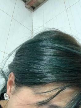 Product Review of Nhuộm Tóc Xanh Rêu,Xanh Lá Tặng Oxi Trợ Nhuộm Và Gang Tay Nữ Đổi Màu Tóc from 𝑨** 𝑵**🏻 0