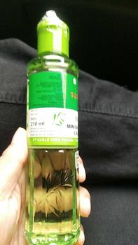 Product Review of Cap Lang Minyak Kayu Putih 210 Ml | Minyak Kayu Putih from L**e o**e C**n 1