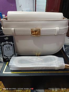 Product Review of PAKET RESELLER PUSAT JIMSHONEY SEMARANG (ISI TAS JAM DOMPET) from U**a 3