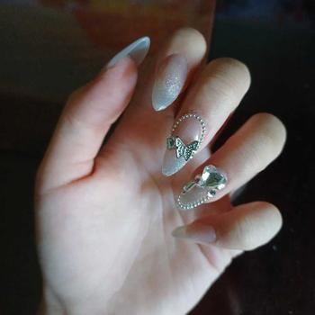 Product Review of Mã D006 - Nailbox Thiết Kế Thủ Công French Mắt Mèo (kèm bộ dụng cụ). from 𝓹**🧸 0