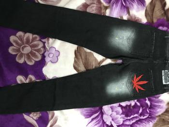 Product Review of QUẦN JEANS XÁM NAM DÀI 4 CÚC VẨY SƠN ĐI VIỀN TRẮNG SỌC NỔI 1 BÊN THỜI TRANG CÁ TÍNH   Menswear Denim Pants Có Túi from N**n X**n L** ** 3