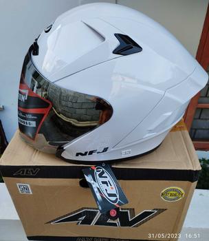Product Review of HELM ALV ULTRON VISOR SILVER SNI ORIGINAL PRIA WANITA SNI from K**t B**🤪 0