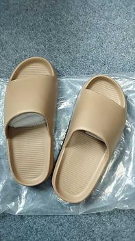 Product Review of Dép Bánh Mì Chất Liệu EVA Cao Cấp Siêu Nhẹ Siêu Êm Kháng Nước Chống Trượt from c**n 1