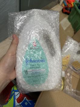Product Review of Bộ 2 chai Sữa tắm Johnson's Baby chứa Sữa và gạo/Sữa và yến mạch 1000ml x 2 - Dưỡng ẩm | Dưỡng da body | Cho bé from n** n**n 1