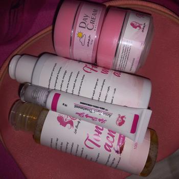 Product Review of Paket Acne Saffron(UNTUK JERAWAT RINGAN & MERADANG) from P**4 0