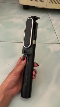 Product Review of ไม้เซลฟี่ไฟLEDมือถือ ไม้เซลฟี่บลูทูธ ไม้เซลฟี่พร้อมรีโมท ไม้เซลฟี่หมุนได้ 360 ํ/180 ํองศา ไม้เซลฟี่แบบไร้สาย น้ำหนักเบา#A-057 from ศ**ง 0