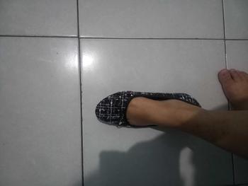 Product Review of ANOTHER X URBAN&CO Oviza Flat Shoes Wanita| Sepatu Flat Bahan Tweed Aksen Pita Cute Karet from b**a 1