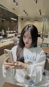 Product Review of Áo Sweater Chất Nỉ 2 Da - BST 2024 Nhiều Hình Phân Loại ( Nỉ Tròn 2 Da) Màu Xám Tiêu ( Sweater Xám Tiêu 2 Da) from q**h h** h** 1