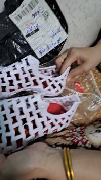 Product Review of GIÀY NHỰA SIÊU NHẸ NAM NỮ NHIỀU MÀU SIZE 36_44 from H** T**🌴 2