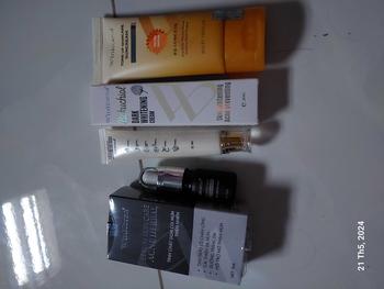 Product Review of Kem Chống Nắng Nâng Tone Kiềm Dầu Che Khuyết Điểm SPF 50 + PA ++++ Thương Hiệu : WinKorea Skincare Sunscreen Chăm Sóc Da Nữ Làm Đẹp Da from T**N C**2 0