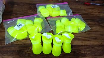 Product Review of จัดส่งจาก กรุงเทพฯ รองเท้าบูทกันฝนสำหรับสัตว์เลี้ยง กันน้ำ กันลื่น และกันสิ่งสกปรก มีให้เลือกหลายสีหลายขนาด นุ่มสบาย from 1**k 1