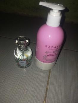 Product Review of BIZARRE Glow Body Lotion Lotion Kulit Tubuh 300 ML from p**r o**p 0