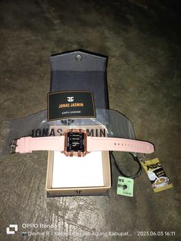 Product Review of jam  tangan original Pria wanita terbaru 2023  rubber segi Digital transparan from D**t 1