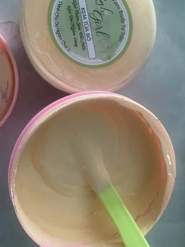Product Review of 200gam kem body tửa dưỡng trộn sẵn from Q**h h** 0