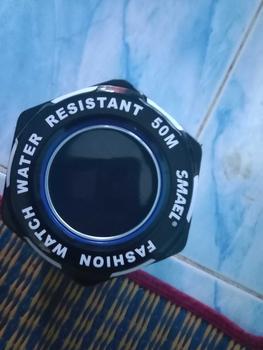Product Review of นาฬิกาอิเล็กทรอนิกส์สำหรับผู้ชาย SMAEL เหมาะสำหรับนักเรียนและกีฬา กันน้ำ เรืองแสงในที่มืด มัลติฟังก์ชั่น สไตล์กลางแจ้ง ดีไซน์สี่เหลี่ยม บุคลิกภาพ 8109 from u**6 0