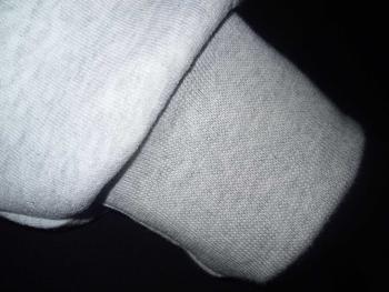 Product Review of (Tặng kèm 5 nơ cài ) Áo khoác THE GARDEN nỉ 350gsm cotton ko xù Nhiều màu, bo chun, mũ 2 lớp, 2 túi trong from u**? 3