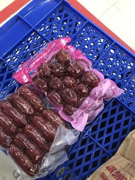 Product Review of 1kg Lạp xưởng HỒ LÔ truyền thống sấy dẻo , 80% nạc đặc sản cai lậy ( tiền Giang) vị mặn ngọt  đóng gói hút chân không 1kg là 2 túi Food from k**g 0