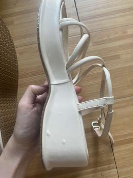 Product Review of EROSSKA - Giày sandal nữ đế xuồng dây quai mảnh cao 6cm màu nude - SB014 from T**ỳ D**8 0