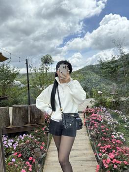 Product Review of HIGHCHIC - SCARLET SWEATER  - ÁO LEN THUN - Nữ Women Top Dài Tay from Đ** M** T**n 0
