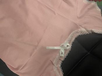 Product Review of เสื้อครอปคอกว้าง แขนล้ำ แต่งลูกไม้ ติดโบว์ตรงอก Lady ผู้หญิง from ม**ว 3