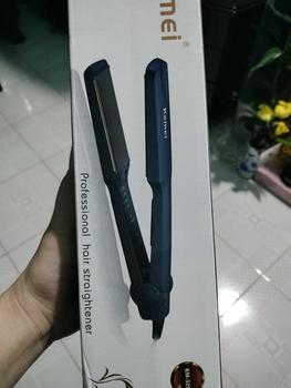 Product Review of Máy Duỗi Tóc KEMEI Chính Hãng, Máy Uốn Tóc Làm Tạo Kiểu Ép, Là Thẳng, Bảo Hành 12 Tháng from V** Đ**p 0