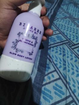 Product Review of BIZARRE Glow Body Lotion Lotion Kulit Tubuh 300 ML from F**a 0