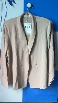Product Review of Sơ Mi Lụa Trơn Dài Tay,Sơ Mi Lụa Cổ Vest đính Cúc Ngọc, Đệm vai Nữ Áo Nhung Women from B**彤 0