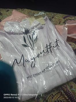 Product Review of Mayoutfit Feeza Premium Shimmer Shirt / Shirt Shimmer Wanita Atasan from M**R 0