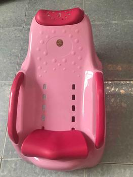 Product Review of Ghế gội đầu cho bé Việt Nhật, Có phần đỡ gáy bé nằm không bị mỏi cổ from N**P 👩** 1