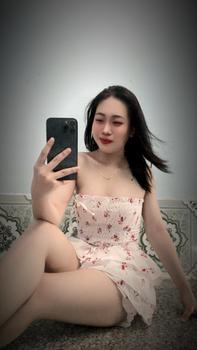 Product Review of Set đồ nữ đẹp áo cúp ngực mix chân váy tầng hoa nhí cup Women Top Voi Sen from H**h G**o 0