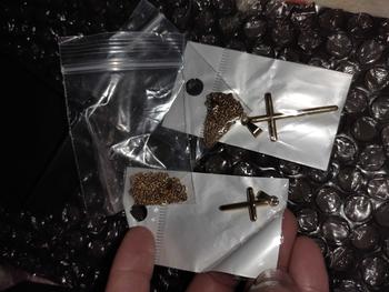 Product Review of Buy one Take one Couple Necklace ! Free Box, from C**♉ 1