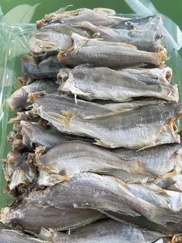 Product Review of 1Kg KHÔ CÁ ĐÙ NHỎ VỊ MẶN CÀ MAU (Khách thích ăn cá nhỏ, mặn mình ủng hộ Út nhé) from 💖** ** ú** H**n ** 1