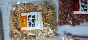 Product Review of Premium Roasted Vietnam Cashews (250g - 1kg) by Nutty Fields from e**6 1