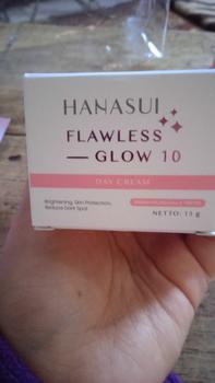 Product Review of PAKET KOMPLIT HANASUI FLOWLESS GLOW 10 PENCERAH WAJAH  5 IN 1Hidrasi Kulit Kering Pemutihan Bebas Alkohol Meringankan Semua Jenis Kulit Kotoran Perawatan Melembutkan Cleansing Facial Niacinamide Hitam Licorice Mencerahkan Vitamin Cleanser  Membersihkan from A**🎸 3