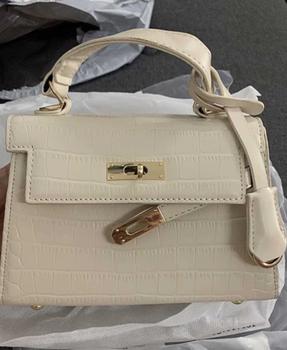 Product Review of Túi Xách Nữ H.M Đeo Chéo Đeo Vai Quai Xách Da Pu Vân Cá Sấu Mix Khăn Đi Tiệc Đi Chơi Sang Chảnh MIQI BAG TX-103 from H**g T** B**h H** 1