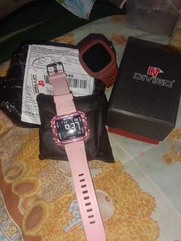 Product Review of Jam Tangan Wanita DIVIGO DV-2110 Transparan Original Digital Kotak Strab Rubber Tahan Air Digital Besi Stainless from S**N D**h A**i 0